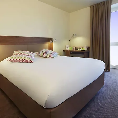 Campanile Paris Sud Saclay- Gif Sur Yvette Hotel 3*