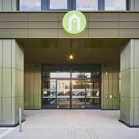 Campanile Paris Sud Saclay- Gif Sur Yvette Hotel